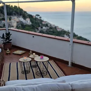 https://villa-silvia-amalfi.hotels-amalfi.com